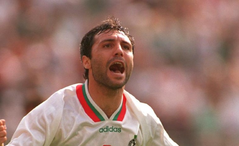 Sortez le champagne, Stoichkov encense une légende du foot