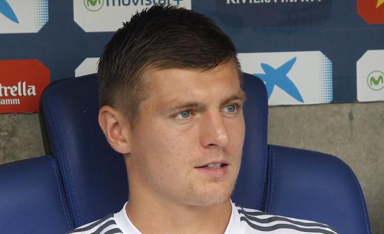 Allemagne : après Neuer, Kroos tacle également Özil