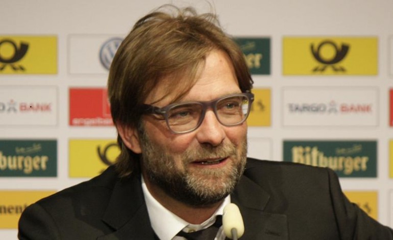 VIDEO : Klopp explose de joie, ses lunettes y passent