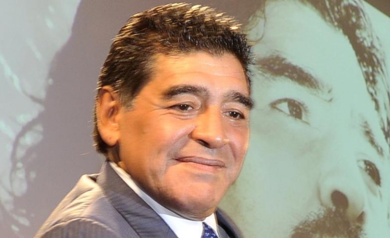 Maradona revient à Naples pour un rôle taillé sur mesure