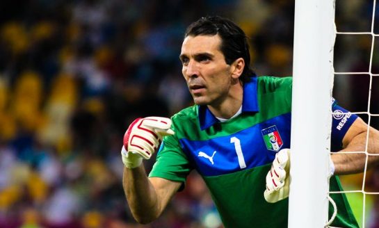 Buffon ne se met pas la rate au court-bouillon pour Neuer