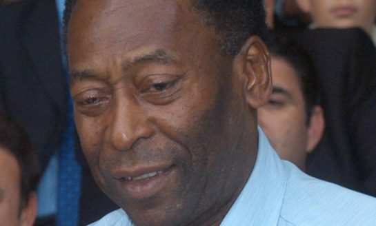 Pelé ouvre le livre des légendes en vue des JO