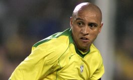 Dopage : pris dans une tempête, Roberto Carlos montre les crocs