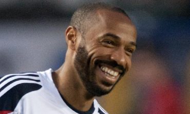 Un duo de Manchester United fait vibrer Henry