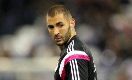 Jaloux de Zlatan et Zizou, Debbouze la joue Cantona pour Benzema