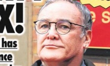 Le sosie coquin de Ranieri fait craquer les femmes