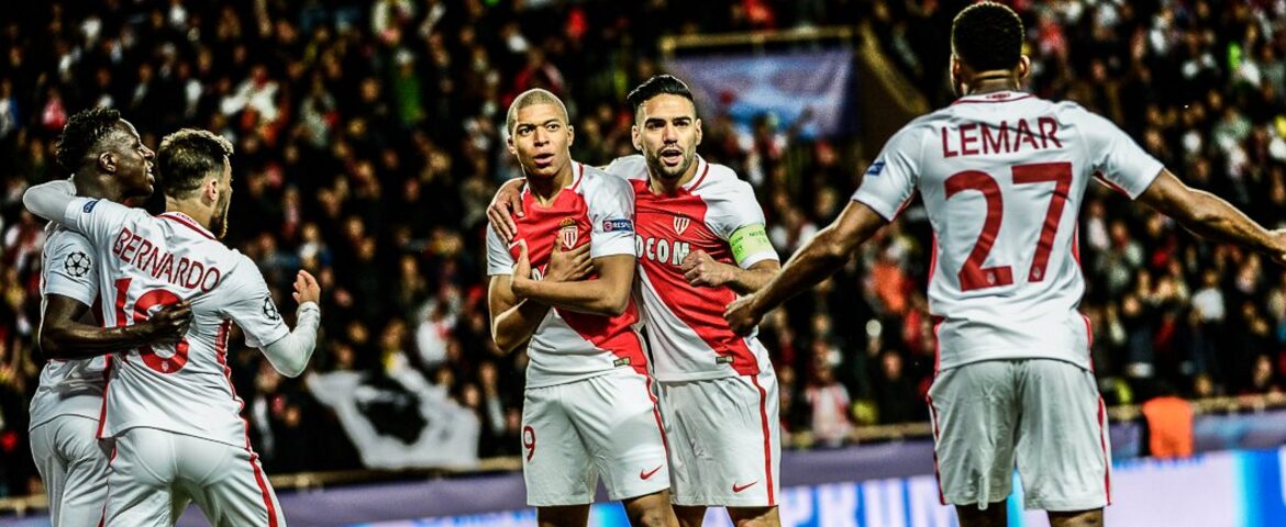 Les attaquants de Monaco Mbappé et Falcao