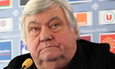 Montpellier : fumis, chants... Quel enterrement pour Nicollin !