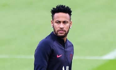 Mercato / PSG : Evra parle de l'assassin Neymar