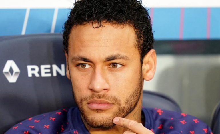 PSG : Neymar invité à prendre position