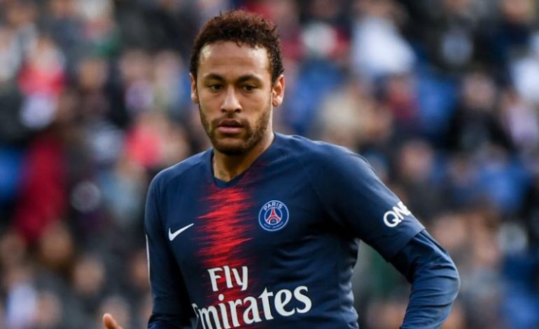 Mercato / PSG : le père de Neymar relance le feuilleton enflammé !