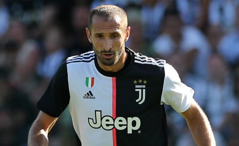 Ballon d&rsquo;Or : Messi triomphe, Chiellini parle d&rsquo;un nouveau « vol » !