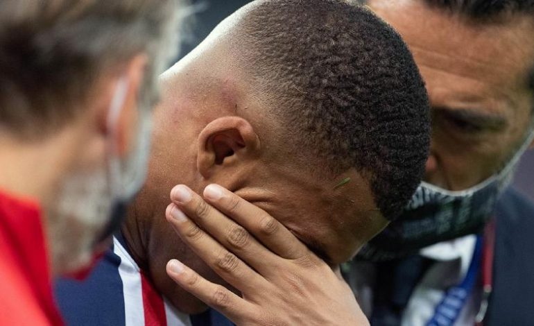 PSG : la blessure de Mbappé fait parler de Paris à Saint-Etienne en passant par Bergame