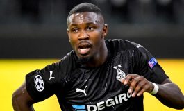 Equipe de France : Mandanda déjà séduit par le petit nouveau