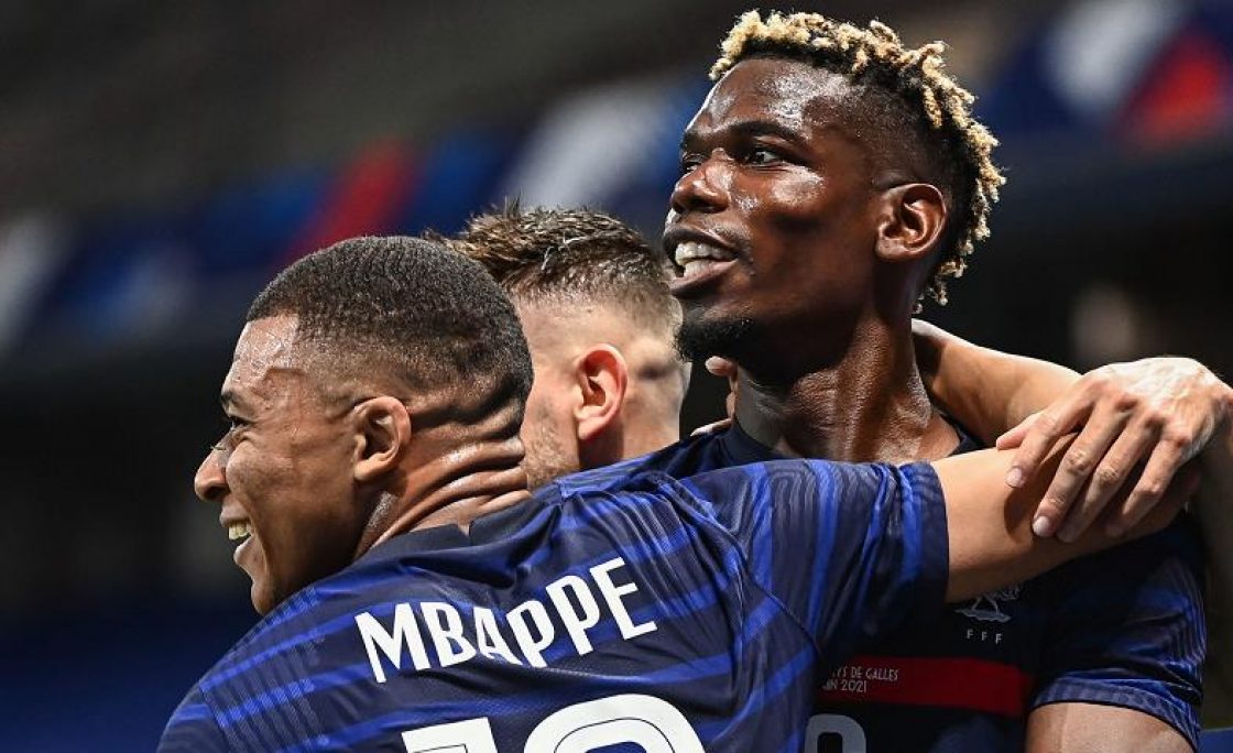 France : Rooney débriefe les perfs' de Pogba et Mbappé