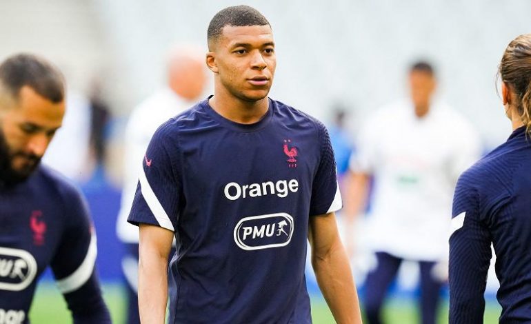 Mercato / PSG : un vrai poil à gratter pour Mbappé !