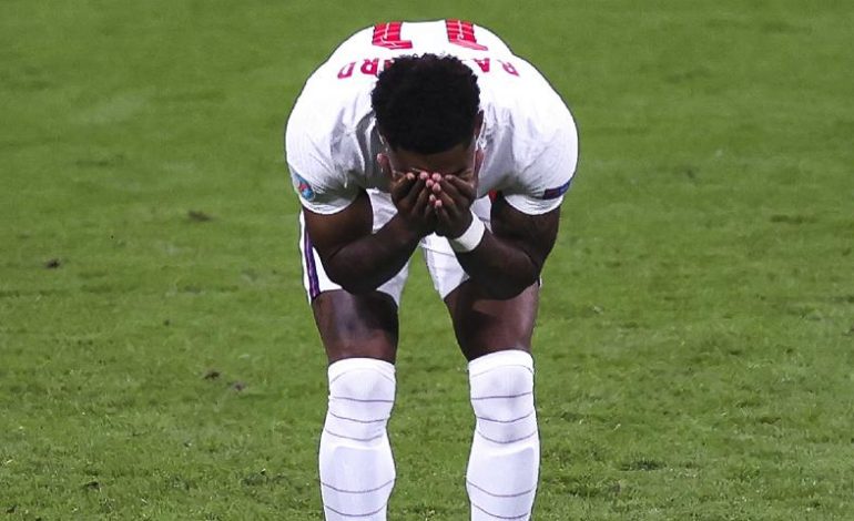 Angleterre : penalty manqué, insultes, racisme… La réponse forte de Rashford