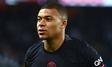 Mercato / PSG : le clan Mbappé brouille les pistes, Madrid réagit