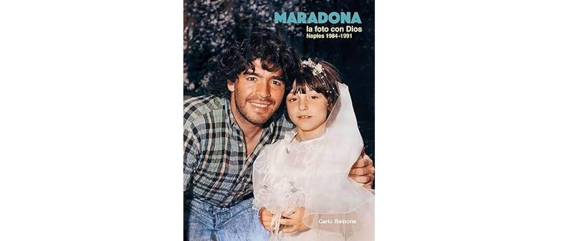 Maradona la foto con Dios