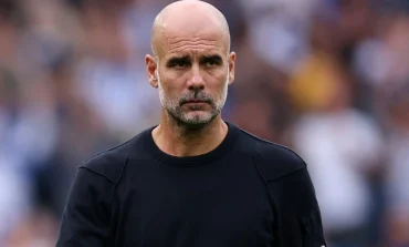 Manchester City : Pep Guardiola encore déroutant au sujet de Rayan Cherki