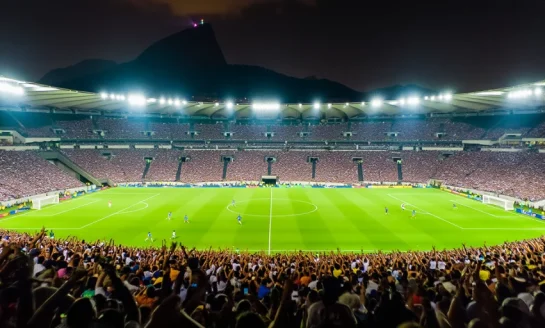 Les secrets du Maracanã : du drame de 1950 aux soirées magiques du Brésil
