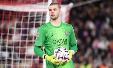PSG : Le 3e gardien préféré à Lucas Chevalier pour le prochain match?