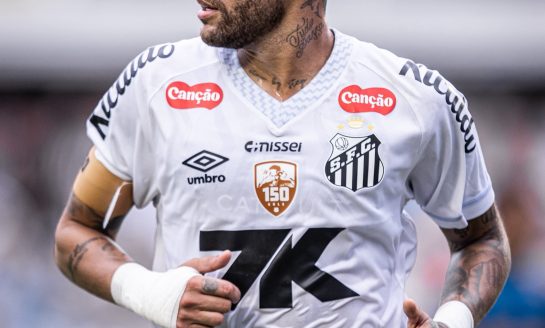 Brésil : Opéré avec succès, Neymar enclenche son long compte à rebours vers le mondial 2026