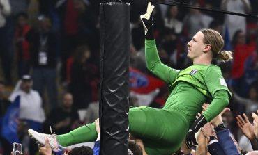 PSG : Matvey Safonov est-il en passe de déloger Lucas Chevalier de son poste de numéro 1?