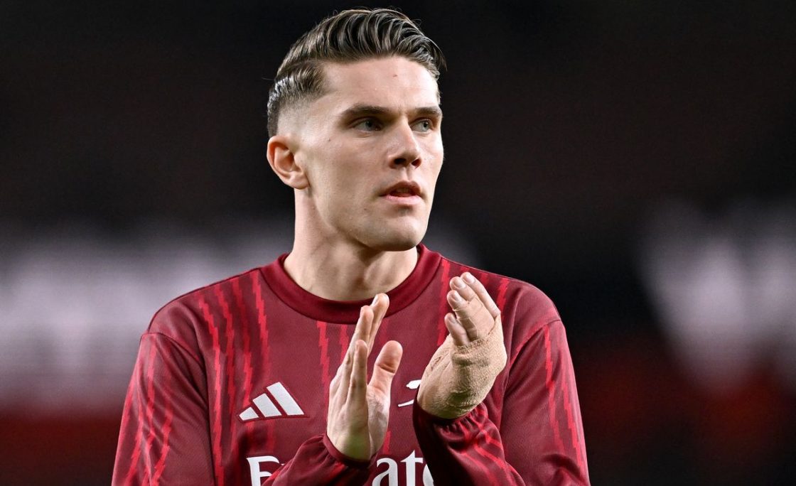 Arsenal : Viktor Gyökeres dézingué en Angleterre, le débat du numéro neuf relancé à Arsenal