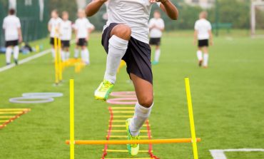 Comment le coaching personnalisé révolutionne la préparation physique dans le football