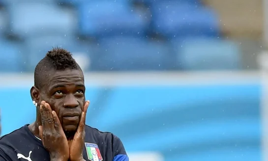 Mario Balotelli : victime de cris racistes, il sort du silence