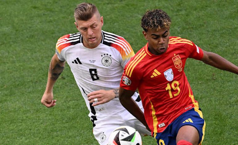 FC Barcelone : Toni Kroos encore impressionné par Lamine Yamal