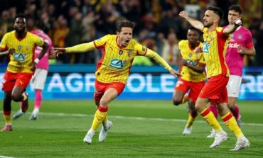 Coupe de France : Lens écrase Toulouse et file en finale historique