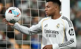 Real Madrid : la blessure de Kylian Mbappé inquiète, mais Didier Deschamps peut souffler