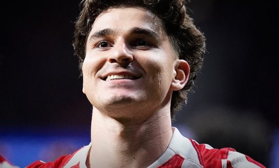 FC Barcelone : une offre rocambolesque pour Julián Álvarez, l’Atlético Madrid sous le choc