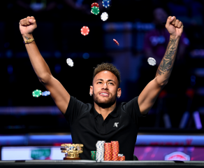 Piqué, Neymar, Cascarino : ces footballeurs légendes qui ont fait du poker leur deuxième passion