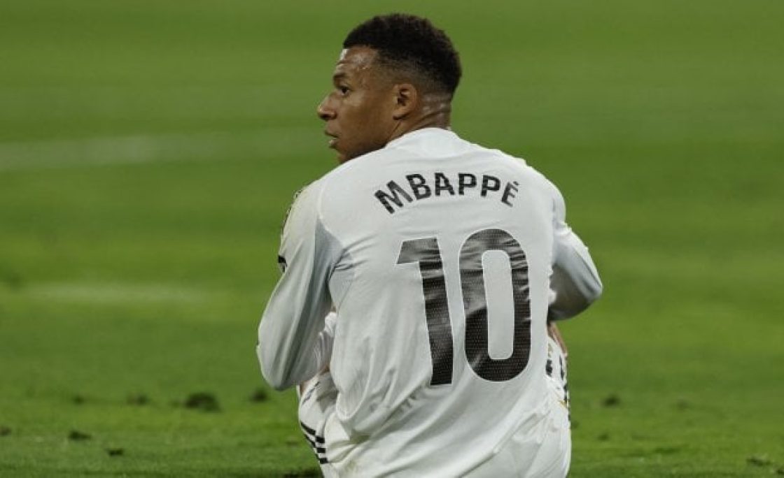 Real Madrid : Kylian Mbappé au cœur d’une énorme polémique après le Clasico