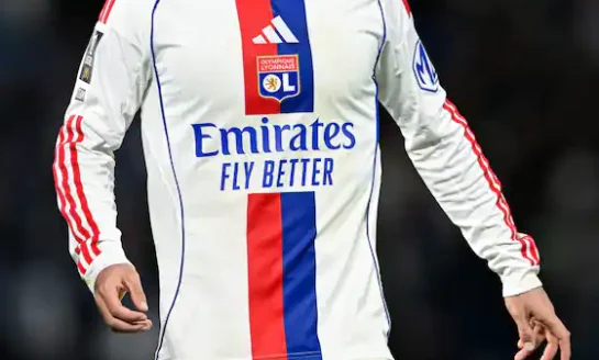 Olympique Lyonnais : un nouveau maillot inspiré du passé ?