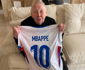 Equipe de France : le maillot de Kylian Mbappé fait sensation aux États-Unis