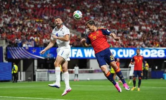Espagne - Cap-Vert : les requins bleus créent la sensation en tenant la Roja en échec