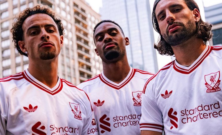 Liverpool : nouveau maillot extérieur pour la saison 2026-2027