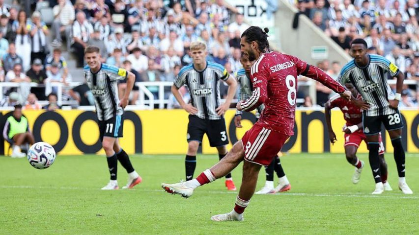 Newcastle – Liverpool : le penalty de Szoboszlai à la 99e minute fait débat