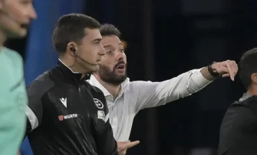 Valence en crise : le coach Corberán dénonce une première mi-temps honteuse