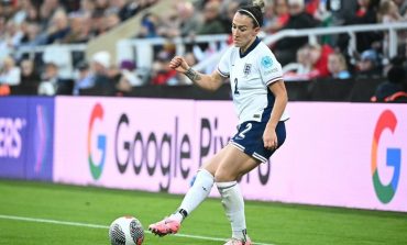Crise FIFA-UEFA : Lucy Bronze brise le silence et se dit prête au boycott