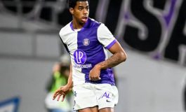 Mercato : Toulouse refuse une offre record de Sunderland pour Dayann Methalie
