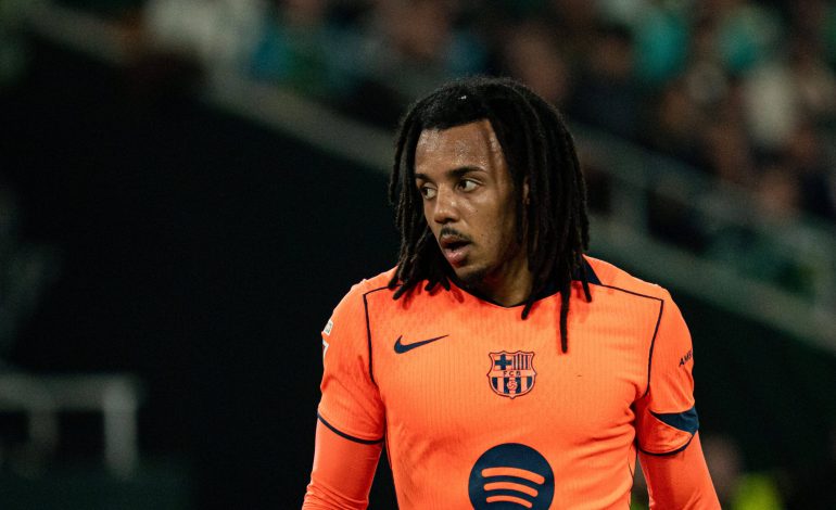 Liverpool surveille Jules Koundé, Barcelone prêt à étudier une offre à 70 millions d’euros